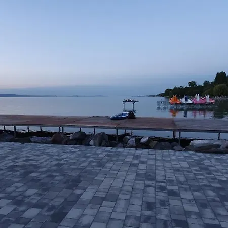 Tóparti - Villa Balatonboglár