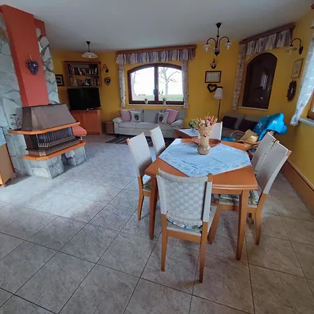 Villa Toparti - *