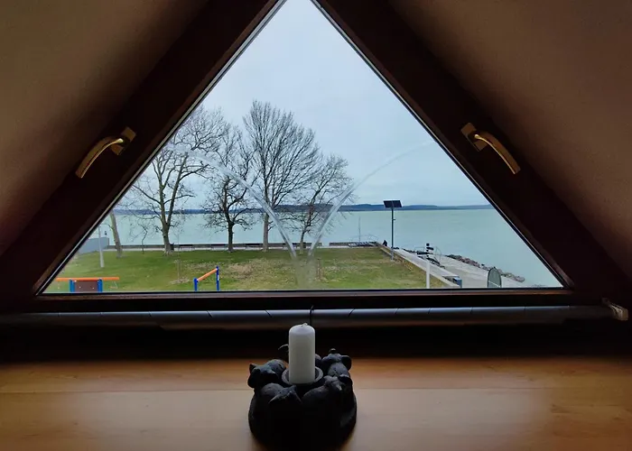 Вилла Toparti -