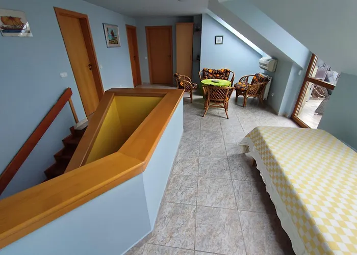 Toparti - Вилла Балатонбоглар