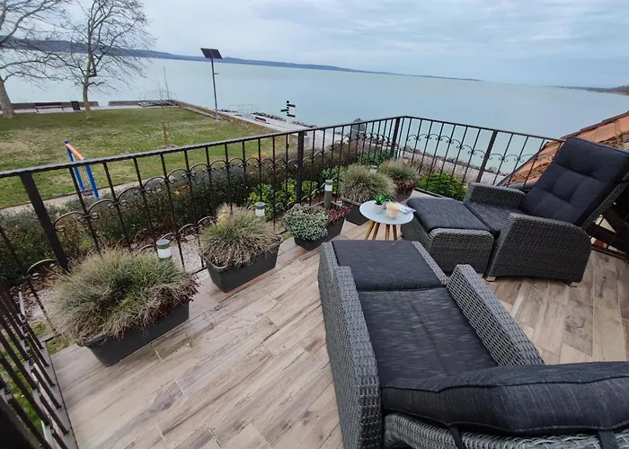 Toparti - Βίλα Balatonboglár