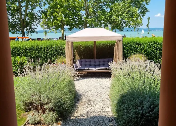 Toparti - Балатонбоглар